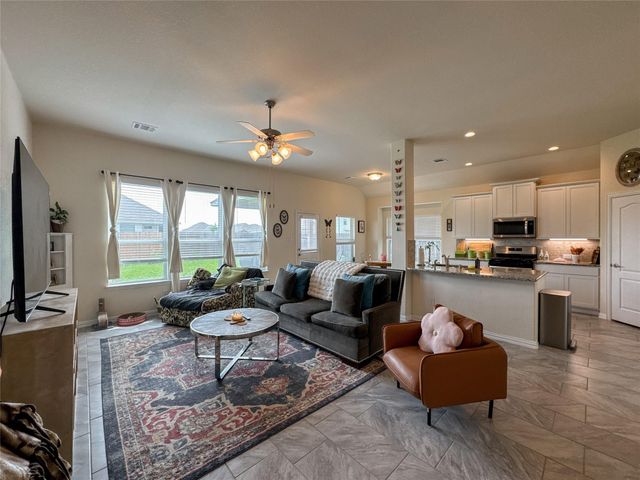 13301 Suntail Court, Texas City, TX 77568