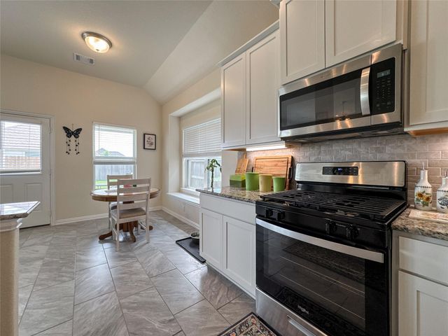 13301 Suntail Court, Texas City, TX 77568