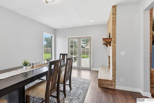 11752 Raleigh Drive, Omaha, NE 68164