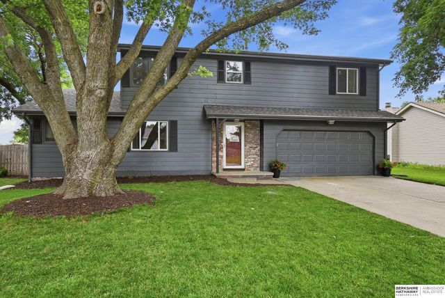 11752 Raleigh Drive, Omaha, NE 68164