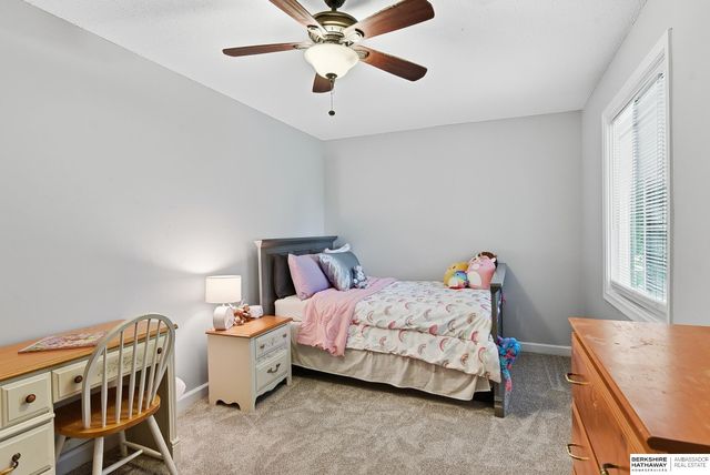 11752 Raleigh Drive, Omaha, NE 68164
