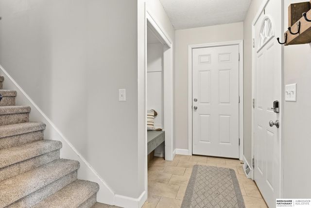 11752 Raleigh Drive, Omaha, NE 68164