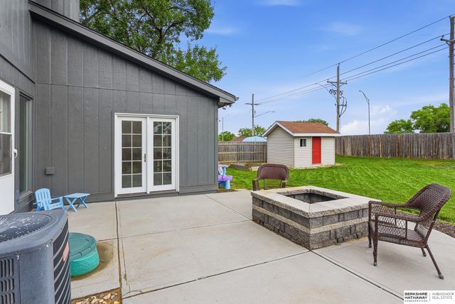 11752 Raleigh Drive, Omaha, NE 68164