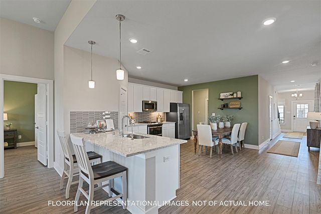 10353 Navarro Path, Montgomery, TX 77316