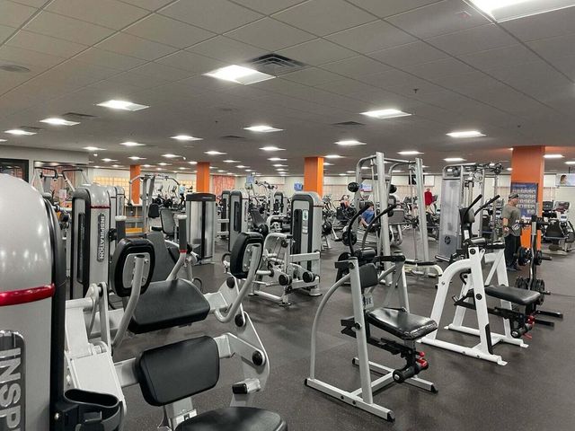 1049 Lincoln C, Boca Raton, FL 33434