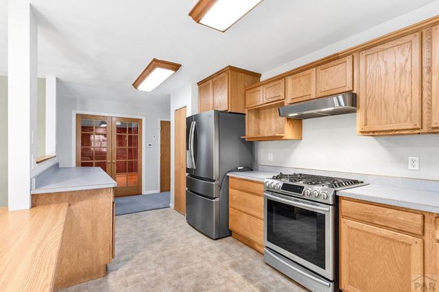 24860 Terry Ct, Pueblo, CO 81006
