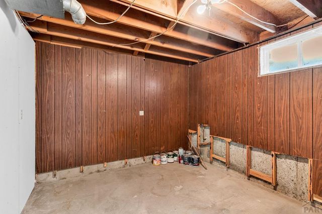 24860 Terry Ct, Pueblo, CO 81006