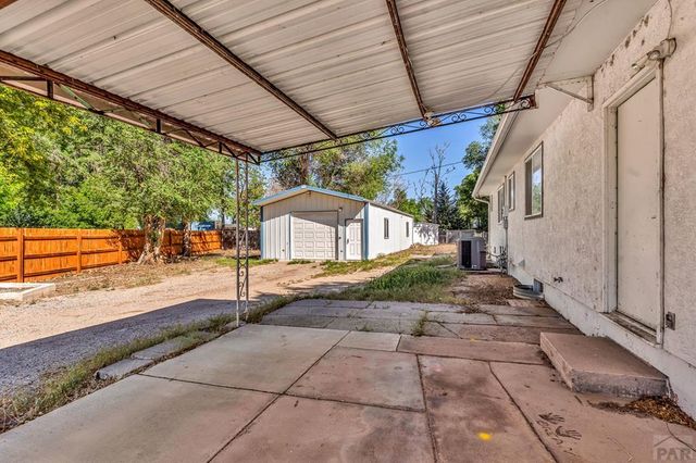 24860 Terry Ct, Pueblo, CO 81006