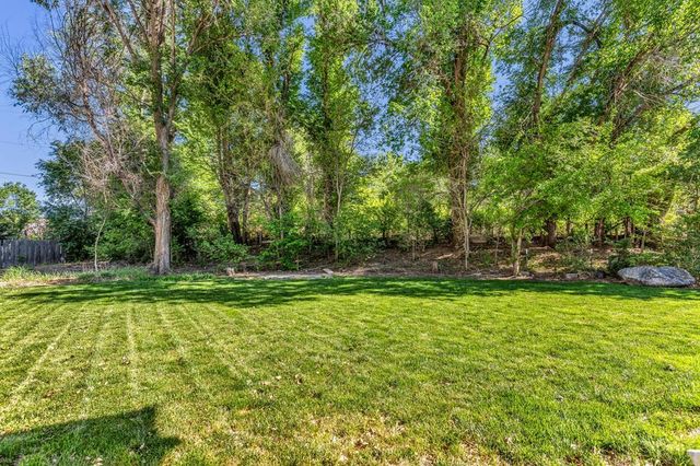 24860 Terry Ct, Pueblo, CO 81006