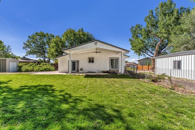 24860 Terry Ct, Pueblo, CO 81006