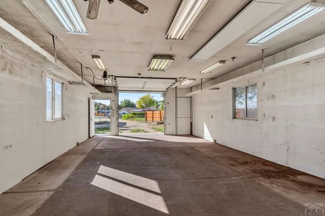 24860 Terry Ct, Pueblo, CO 81006