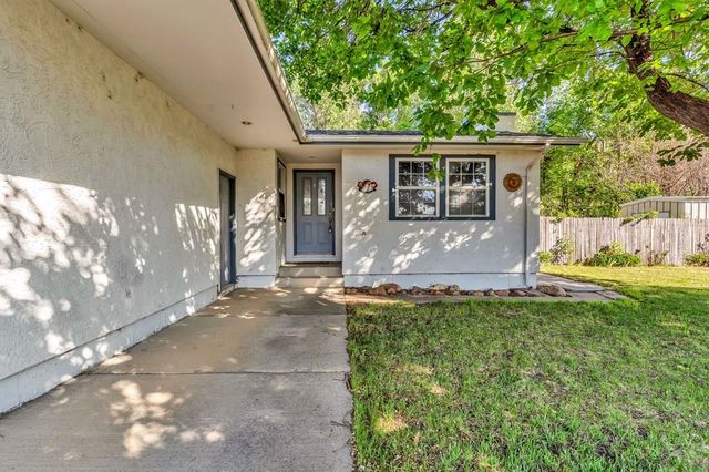 24860 Terry Ct, Pueblo, CO 81006