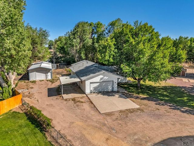 24860 Terry Ct, Pueblo, CO 81006