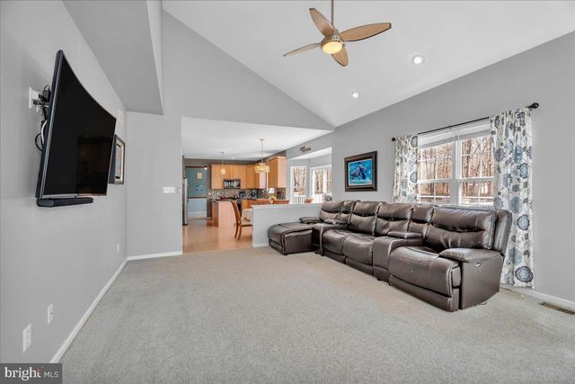 29 DOWNS ST, Clayton, NJ 08312