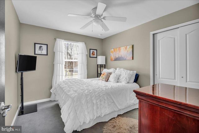 29 DOWNS ST, Clayton, NJ 08312