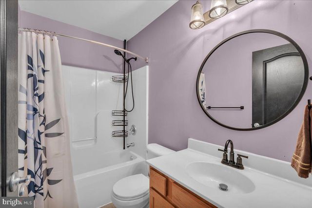 29 DOWNS ST, Clayton, NJ 08312