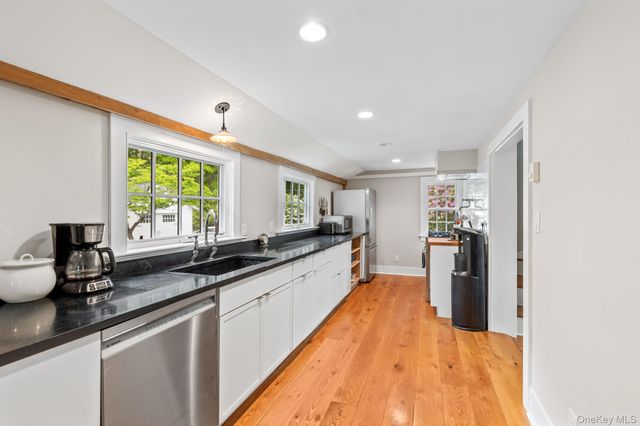 23 Pound Ridge Road, Pound Ridge, NY 10576