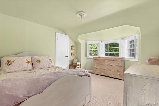 23 Pound Ridge Road, Pound Ridge, NY 10576
