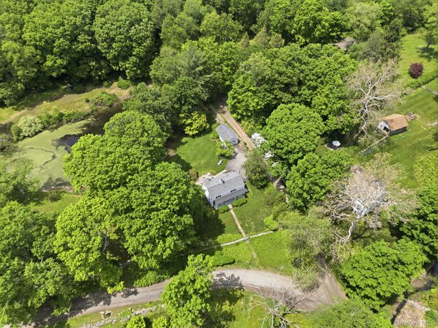 23 Pound Ridge Road, Pound Ridge, NY 10576