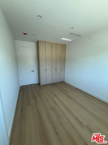 16036 Acre Street, North Hills (los Angeles), CA 91343