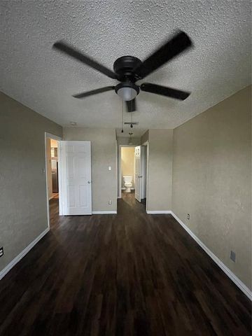 516 South Park DR 201, Austin, TX 78704