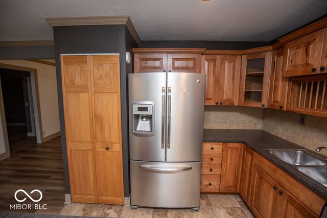 3015 Lucas Way, Columbus, IN 47203