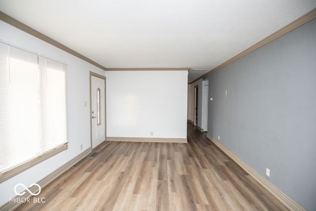 3015 Lucas Way, Columbus, IN 47203