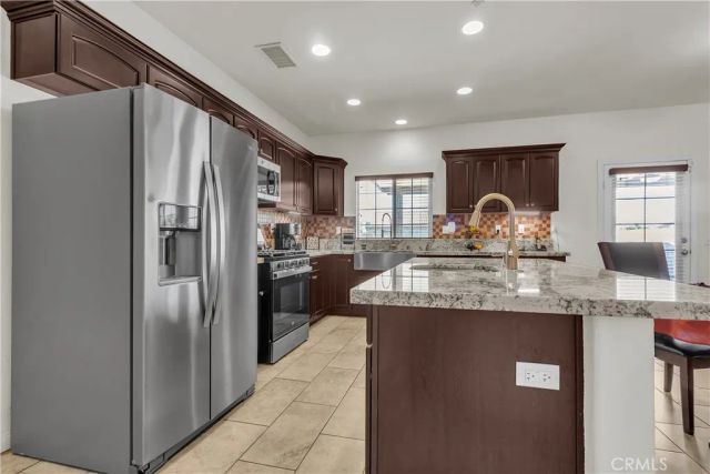 16341 Freesia, Fontana, CA 92336