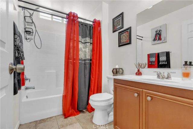 16341 Freesia, Fontana, CA 92336