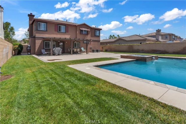 16341 Freesia, Fontana, CA 92336