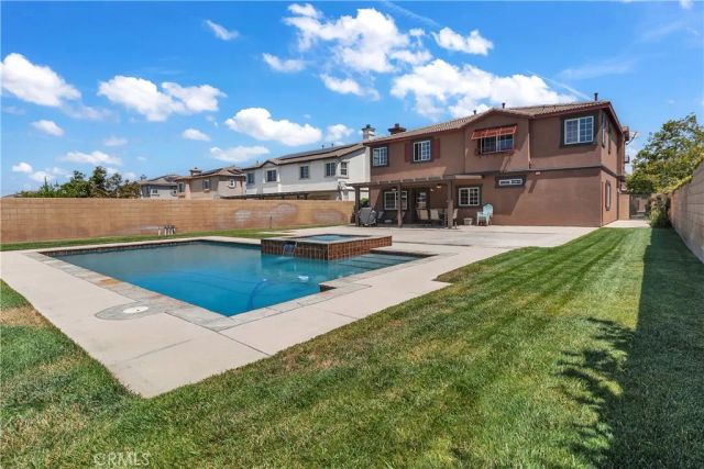 16341 Freesia, Fontana, CA 92336