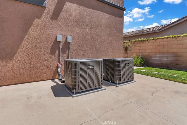 16341 Freesia, Fontana, CA 92336