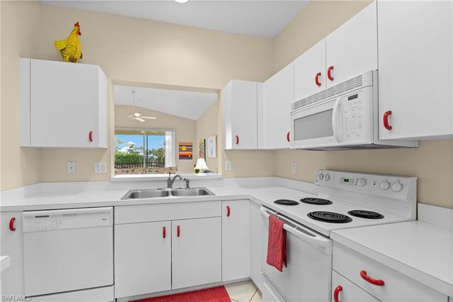 2345 Carrington CT 204, Naples, FL 34109