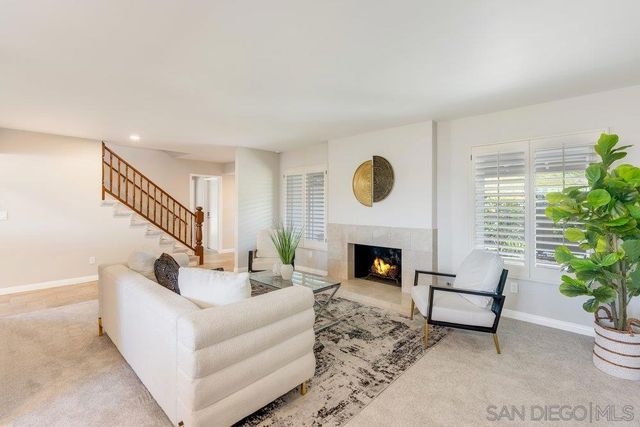 942 Santa Hidalga, Solana Beach, CA 92075