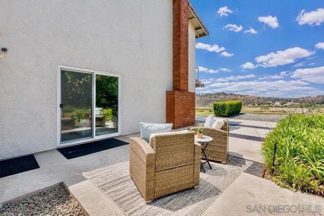 942 Santa Hidalga, Solana Beach, CA 92075