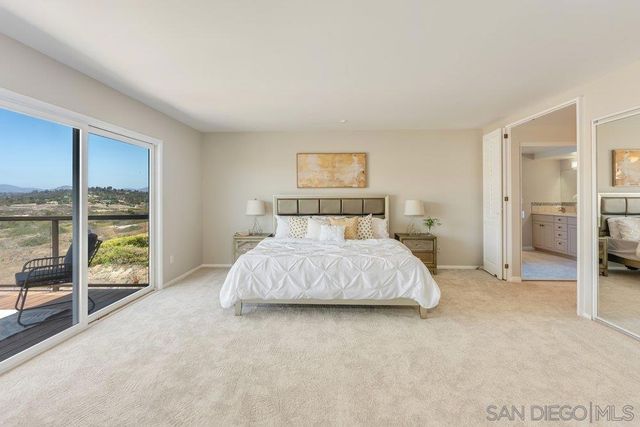 942 Santa Hidalga, Solana Beach, CA 92075
