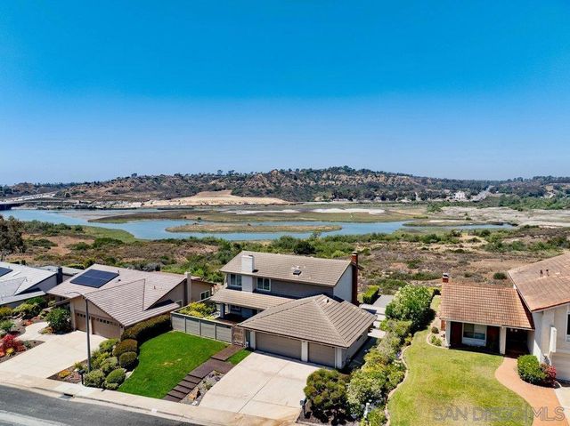 942 Santa Hidalga, Solana Beach, CA 92075