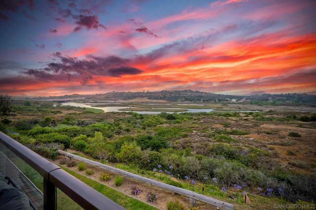 942 Santa Hidalga, Solana Beach, CA 92075