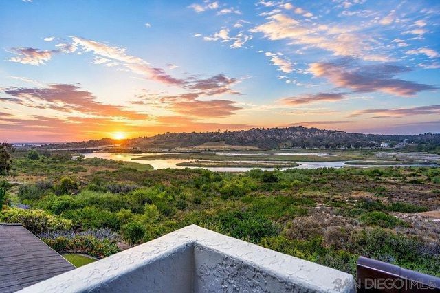 942 Santa Hidalga, Solana Beach, CA 92075