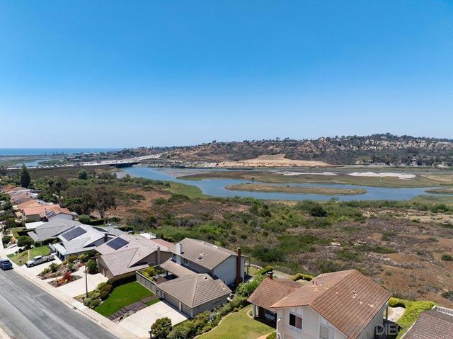 942 Santa Hidalga, Solana Beach, CA 92075