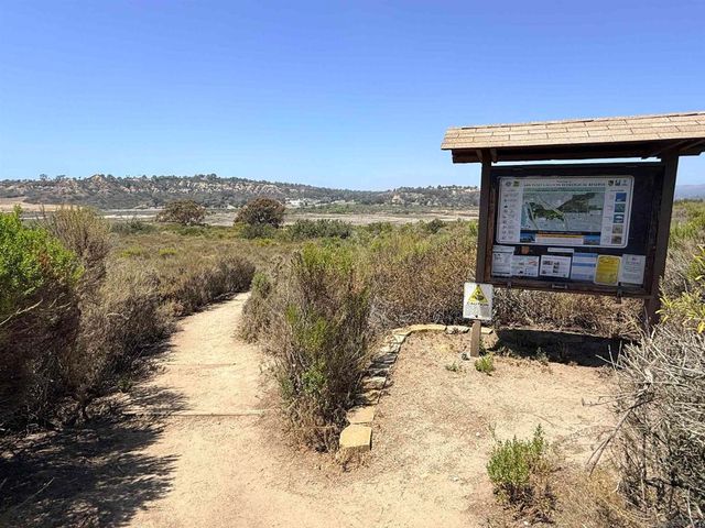 942 Santa Hidalga, Solana Beach, CA 92075