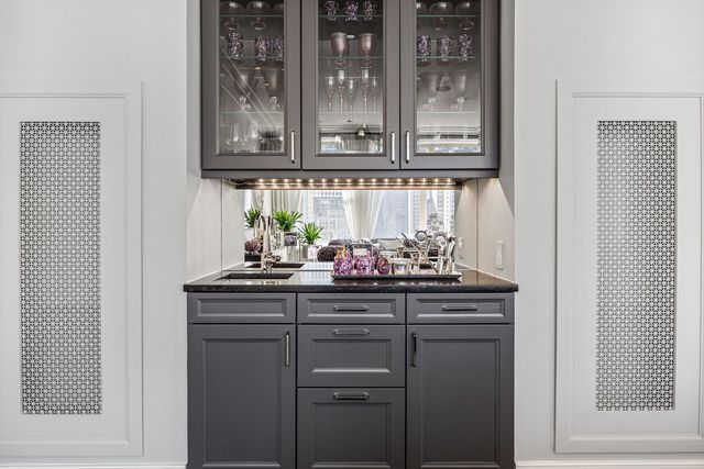 118 E Erie Street 18A, Chicago, IL 60611