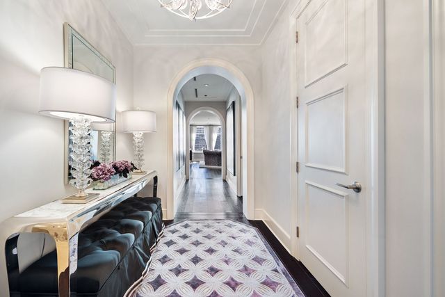 118 E Erie Street 18A, Chicago, IL 60611