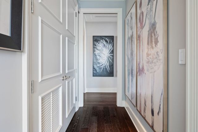 118 E Erie Street 18A, Chicago, IL 60611