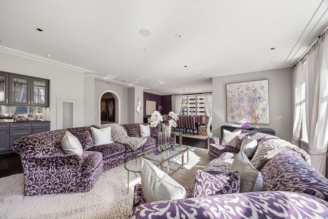 118 E Erie Street 18A, Chicago, IL 60611