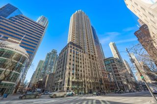 118 E Erie Street 18A, Chicago, IL 60611