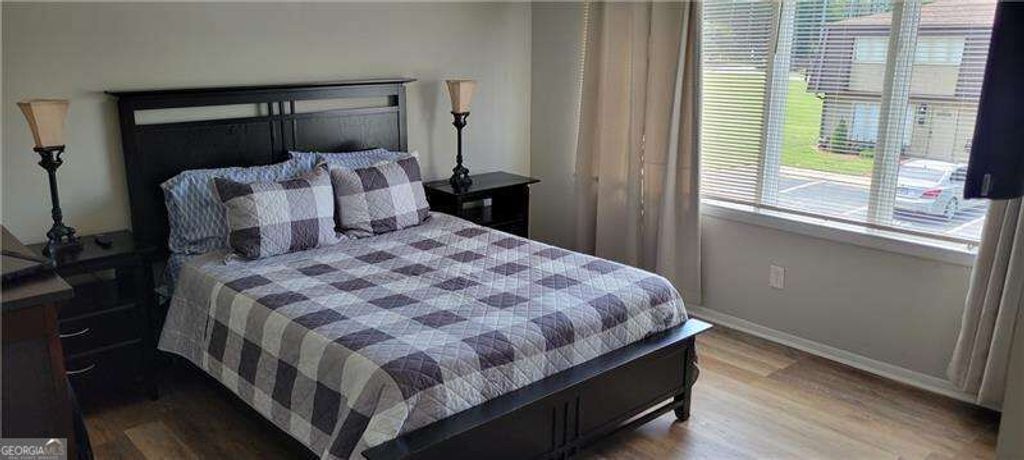 1819 ASHBOROUGH Circle SE F, Marietta, GA 30067 — photo 4