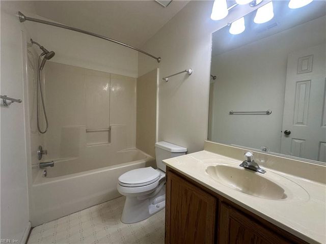 912 Bellgate CT, Newport News, VA 23602
