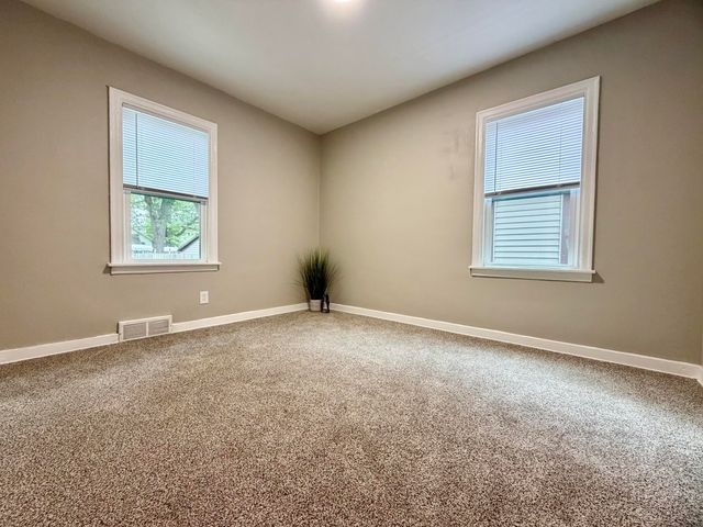 1782 Wood Street, Muskegon, MI 49442
