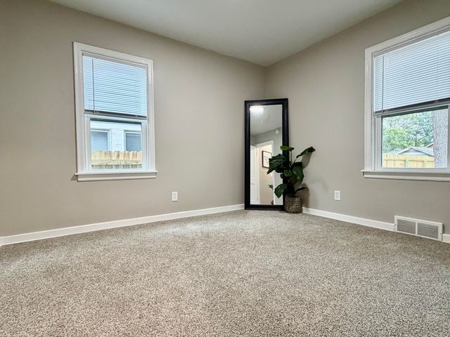 1782 Wood Street, Muskegon, MI 49442